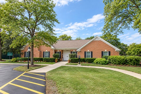 Tiny photo for 480 Green Bridge Lane #B, Prospect Heights, IL 60070 (MLS # 12761373)