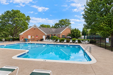Tiny photo for 480 Green Bridge Lane #B, Prospect Heights, IL 60070 (MLS # 12761373)