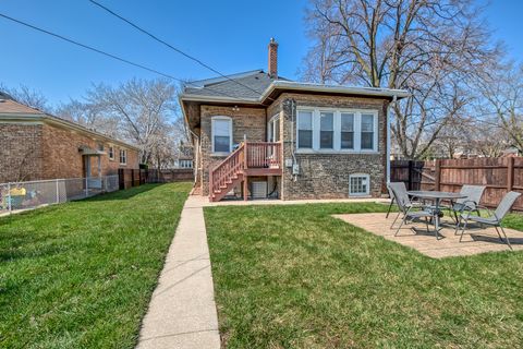 Tiny photo for 1301 Oak Park Avenue, Berwyn, IL 60402 (MLS # 12605824)