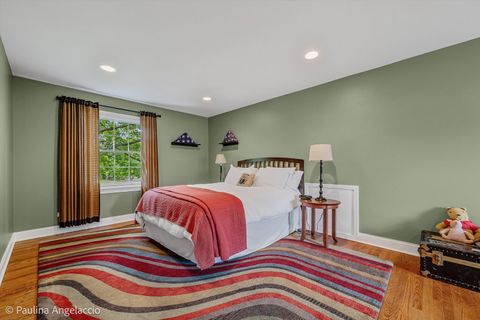 Tiny photo for 714 Thomas Court, Libertyville, IL 60048 (MLS # 12653822)