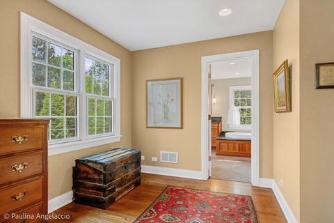 Tiny photo for 714 Thomas Court, Libertyville, IL 60048 (MLS # 12653822)