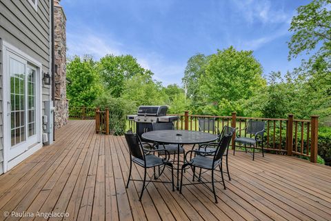 Tiny photo for 714 Thomas Court, Libertyville, IL 60048 (MLS # 12653822)