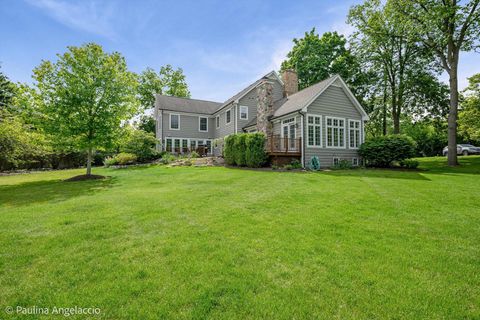 Tiny photo for 714 Thomas Court, Libertyville, IL 60048 (MLS # 12653822)