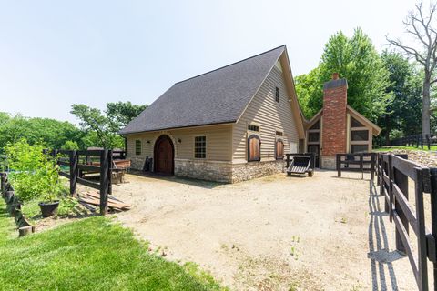 Tiny photo for 7N230 Sims Lane, St. Charles, IL 60175 (MLS # 12391591)