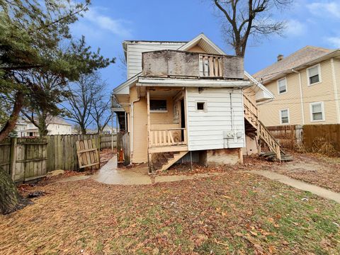 Tiny photo for 245 S 14th Avenue, Maywood, IL 60153 (MLS # 12536609)