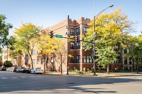 3550 N Racine Avenue 1 Chicago IL 60657