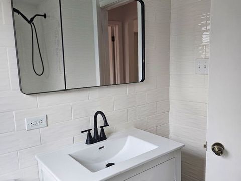 Tiny photo for 11834 S Campbell Avenue, Chicago, IL 60655 (MLS # 12492357)