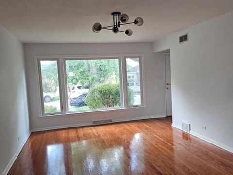 Tiny photo for 11834 S Campbell Avenue, Chicago, IL 60655 (MLS # 12492357)