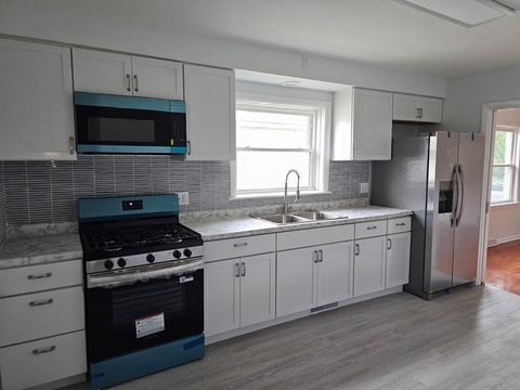 Tiny photo for 11834 S Campbell Avenue, Chicago, IL 60655 (MLS # 12492357)