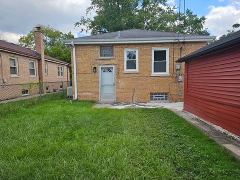 Tiny photo for 11834 S Campbell Avenue, Chicago, IL 60655 (MLS # 12492357)