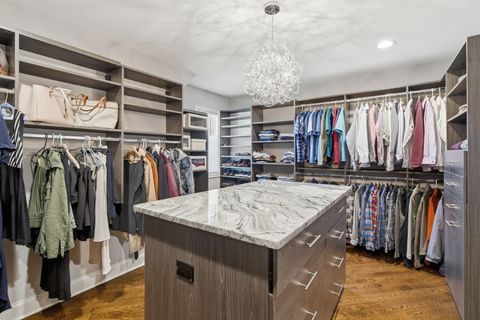 Tiny photo for 28 Pinnacle Court, Naperville, IL 60565 (MLS # 12600451)