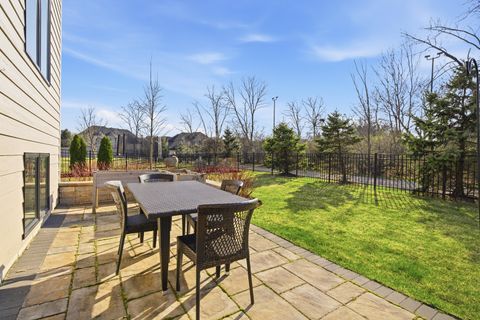 Tiny photo for 28 Pinnacle Court, Naperville, IL 60565 (MLS # 12600451)