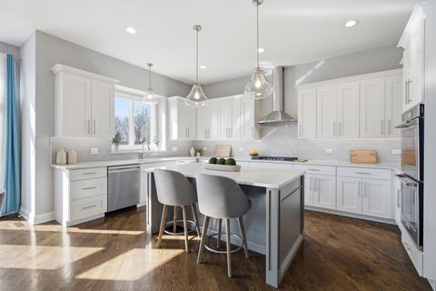 Tiny photo for 28 Pinnacle Court, Naperville, IL 60565 (MLS # 12600451)