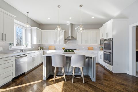 Tiny photo for 28 Pinnacle Court, Naperville, IL 60565 (MLS # 12600451)