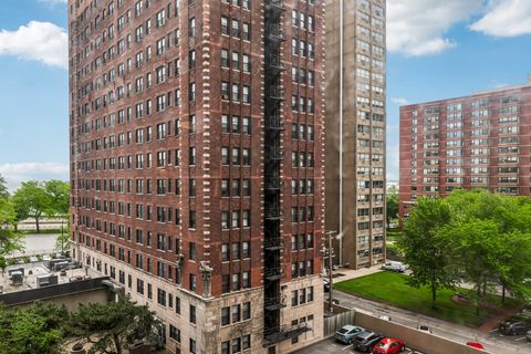 Tiny photo for 1755 E 55th Street #605, Chicago, IL 60615 (MLS # 12656796)