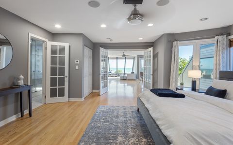 Tiny photo for 5747 N Sheridan Road #GH, Chicago, IL 60660 (MLS # 12501843)