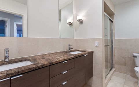 Tiny photo for 5747 N Sheridan Road #GH, Chicago, IL 60660 (MLS # 12501843)