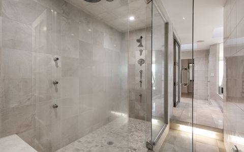 Tiny photo for 5747 N Sheridan Road #GH, Chicago, IL 60660 (MLS # 12501843)