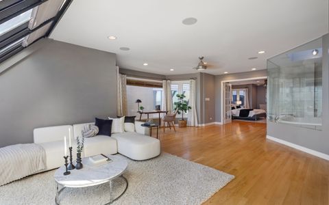 Tiny photo for 5747 N Sheridan Road #GH, Chicago, IL 60660 (MLS # 12501843)