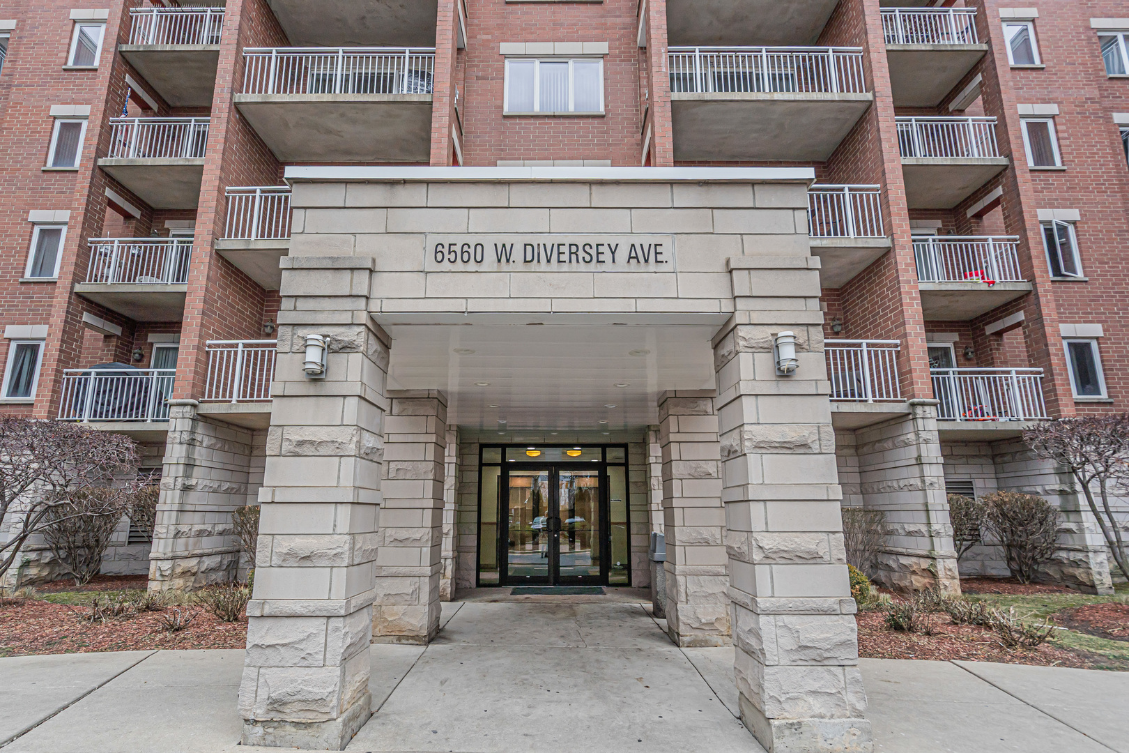 6560 W Diversey Avenue 610