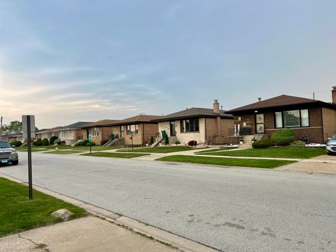 Tiny photo for 327 Marquette Avenue, Calumet City, IL 60409 (MLS # 12389799)