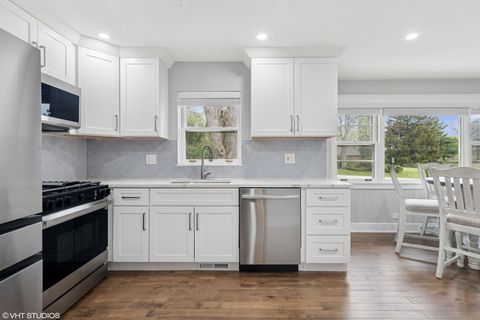 Tiny photo for 932 60th Place, Downers Grove, IL 60516 (MLS # 12491028)