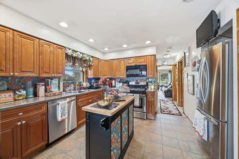 Tiny photo for 17904 Arcadia Avenue, Lansing, IL 60438 (MLS # 12700274)