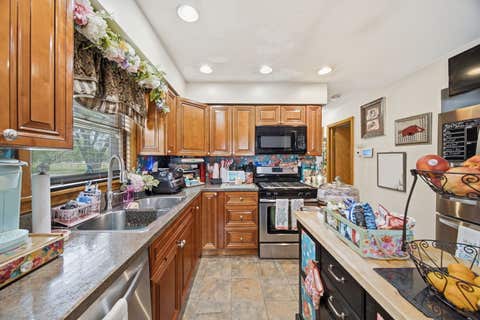 Tiny photo for 17904 Arcadia Avenue, Lansing, IL 60438 (MLS # 12700274)