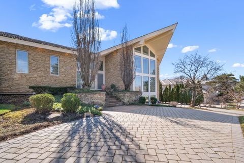 Tiny photo for 1916 Midwest Club Parkway, Oak Brook, IL 60523 (MLS # 12604356)
