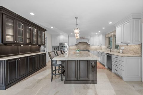 Tiny photo for 1916 Midwest Club Parkway, Oak Brook, IL 60523 (MLS # 12604356)