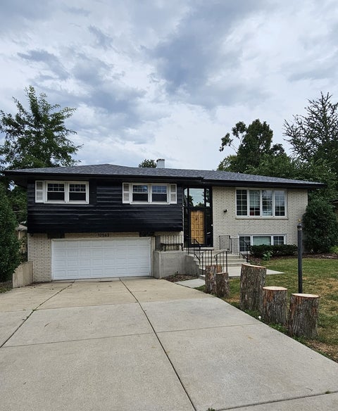 Photo of 12543 S Menard Avenue, Palos Heights, IL 60463 (MLS # 12760561)