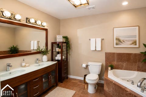 Tiny photo for 2952 W Warren Boulevard, Chicago, IL 60612 (MLS # 12719082)