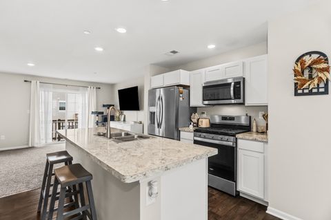 Tiny photo for 3745 Bailey Road, Yorkville, IL 60560 (MLS # 12587877)