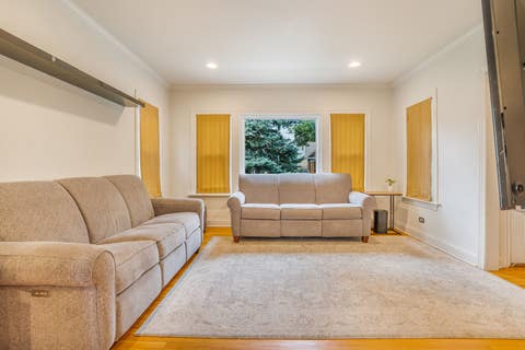 Tiny photo for 1243 Euclid Avenue, Berwyn, IL 60402 (MLS # 12727960)