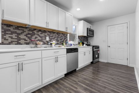 Tiny photo for 503 Vincent Avenue, Rockford, IL 61102 (MLS # 12532239)