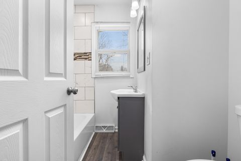 Tiny photo for 503 Vincent Avenue, Rockford, IL 61102 (MLS # 12532239)