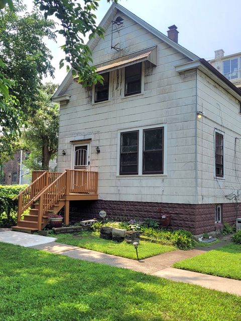 Tiny photo for 7422 S Coles Avenue, Chicago, IL 60649 (MLS # 12436752)