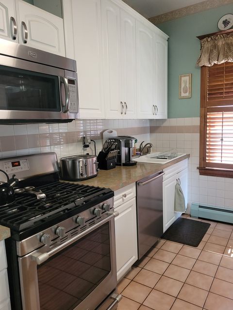 Tiny photo for 7422 S Coles Avenue, Chicago, IL 60649 (MLS # 12436752)