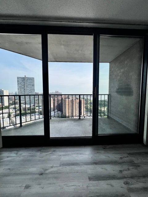 Tiny photo for 3660 N Lake Shore Drive #2513, Chicago, IL 60613 (MLS # 12710273)