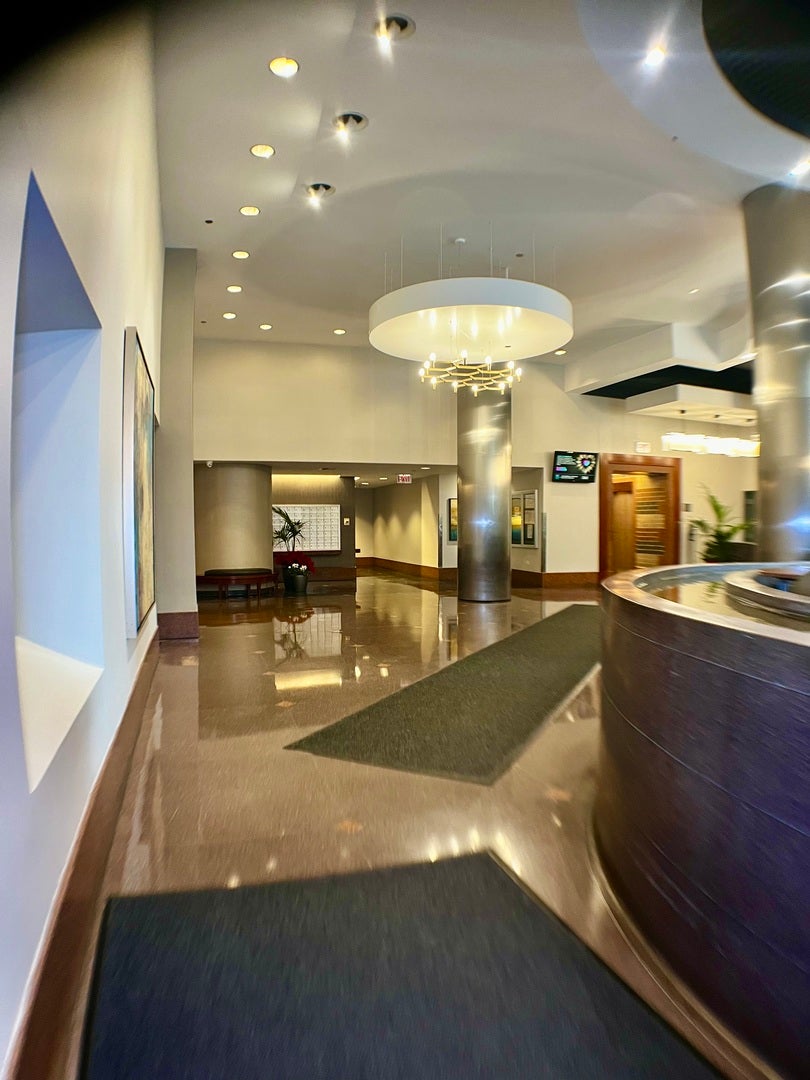 3660 N Lake Shore Drive 2513