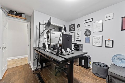 Tiny photo for 3106 S Wells Street #1, Chicago, IL 60616 (MLS # 12508622)