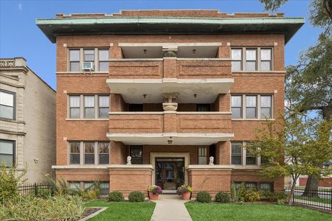 Photo of 5902 W Midway Park Boulevard #2, Chicago, IL 60644 (MLS # 12508291)