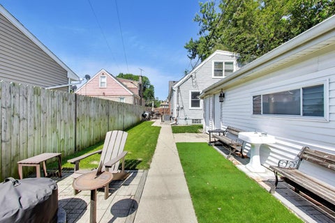 Tiny photo for 3221 N Plainfield Avenue, Chicago, IL 60634 (MLS # 12698667)