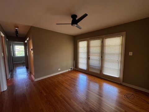 Tiny photo for 305 S Lambert Road, Glen Ellyn, IL 60137 (MLS # 12391354)