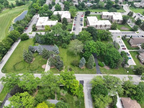 Tiny photo for 305 S Lambert Road, Glen Ellyn, IL 60137 (MLS # 12391354)