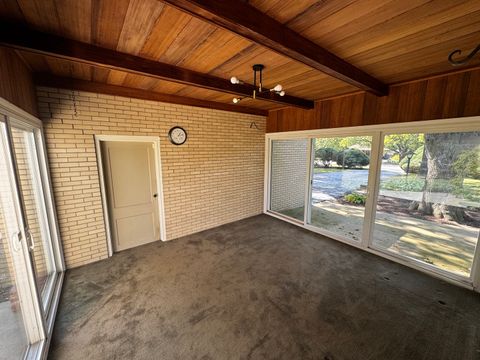 Tiny photo for 305 S Lambert Road, Glen Ellyn, IL 60137 (MLS # 12391354)