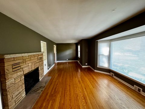 Tiny photo for 305 S Lambert Road, Glen Ellyn, IL 60137 (MLS # 12391354)