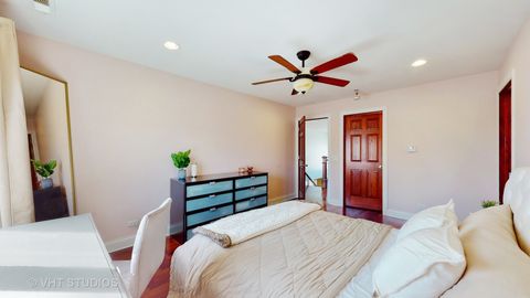 Tiny photo for 6909 Beckwith Road, Morton Grove, IL 60053 (MLS # 12514147)