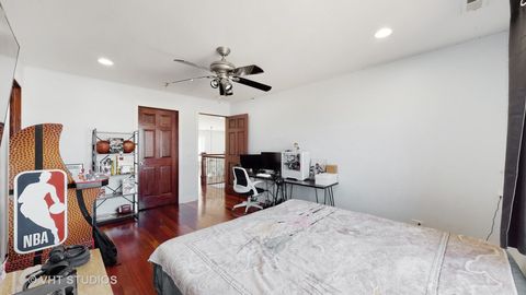 Tiny photo for 6909 Beckwith Road, Morton Grove, IL 60053 (MLS # 12514147)