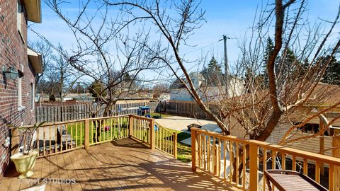 Tiny photo for 6909 Beckwith Road, Morton Grove, IL 60053 (MLS # 12514147)